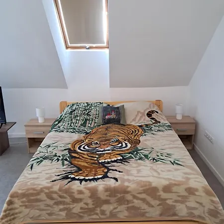 Atkacs Apartment *